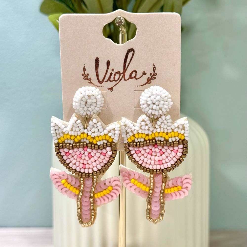 Viola Beaded Spring Tulip Earrings